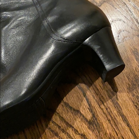 Cole Haan Black leather boots - Picture 3 of 5